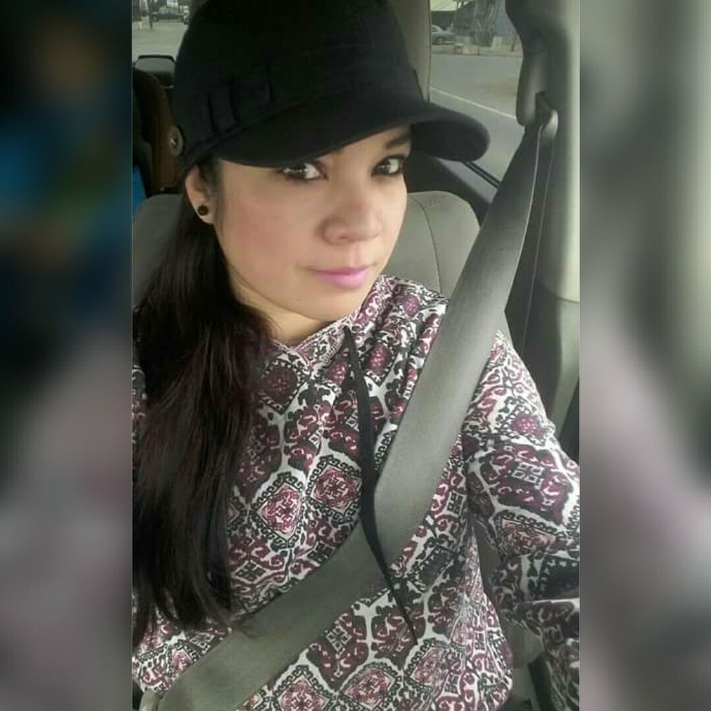 Meet your Posher, Dianey